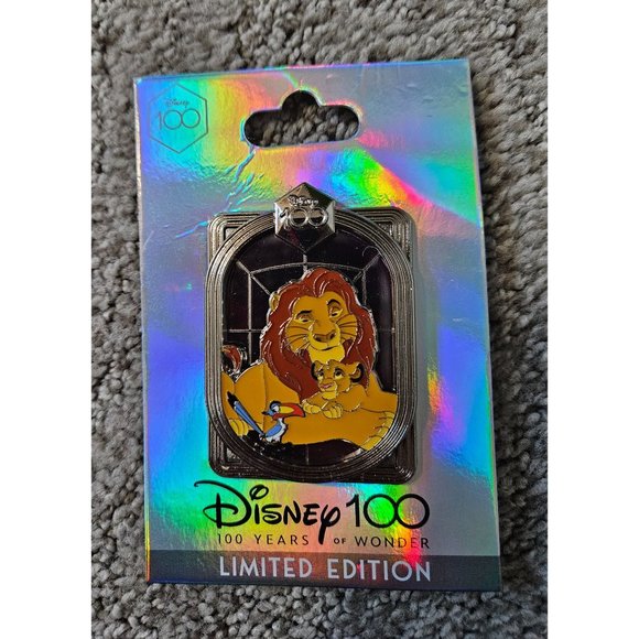 Disney Accessories - Lion King  DEC 100 Years of Wonder Pin LE 400